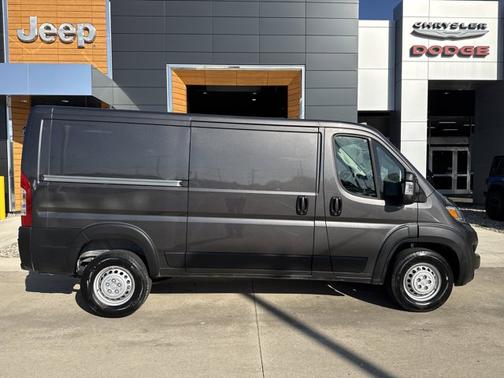 2025 RAM ProMaster 1500 Low Roof