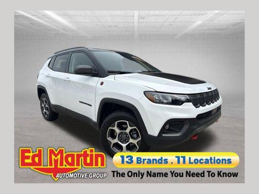 Bright White Clearcoat 2022 Jeep Compass Trailhawk 4x4