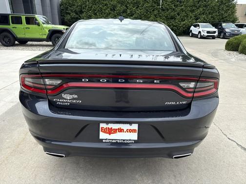 2016 Dodge Charger SXT