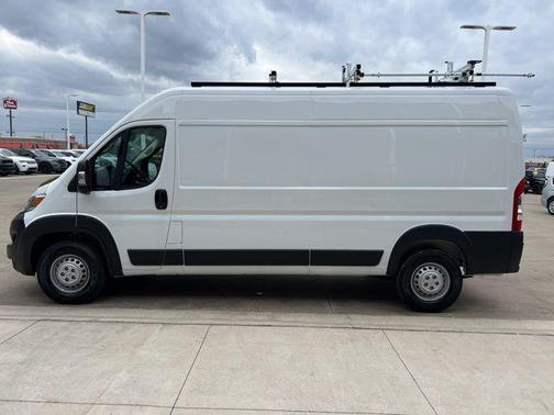 Bright White Clearcoat 2025 RAM ProMaster 2500 Tradesman