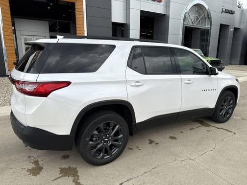 2021 Chevrolet Traverse RS
