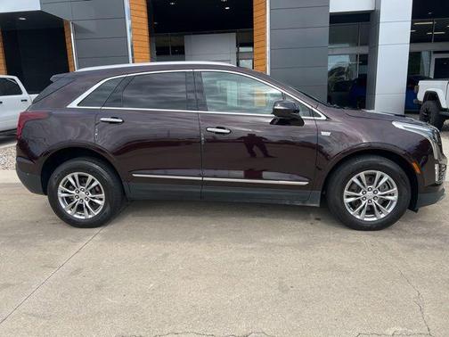 Garnet Metallic 2020 Cadillac XT5 Premium Luxury