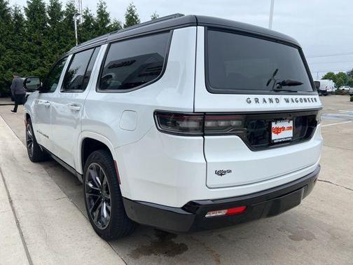 Bright White Clearcoat 2024 Jeep Grand Wagoneer Series II 4x4