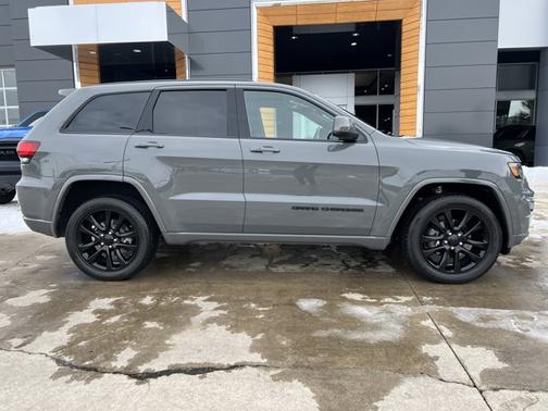 2019 Jeep Grand Cherokee Altitude