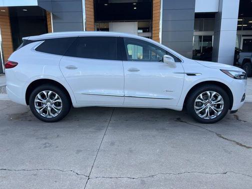 White Frost Tricoat 2021 Buick Enclave AWD Avenir