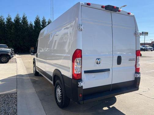 Bright White 2025 RAM ProMaster 2500 Tradesman