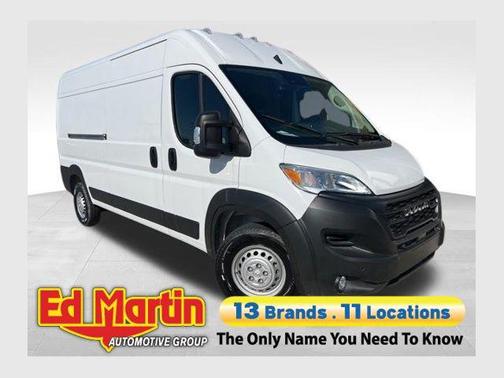 Bright White 2025 RAM ProMaster 2500 Tradesman