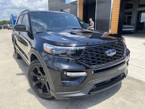 2022 Ford Explorer ST-Line
