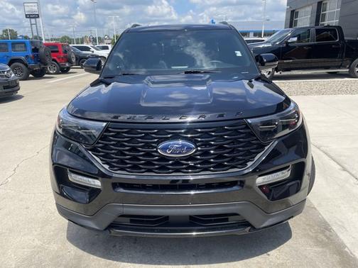 2022 Ford Explorer ST-Line