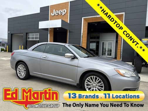 2013 Chrysler 200 Limited