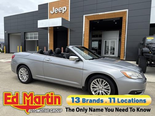 2013 Chrysler 200 Limited