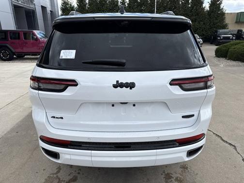 2025 Jeep Grand Cherokee L Summit Reserve