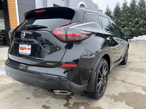 2022 Nissan Murano SV