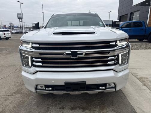 2022 Chevrolet Silverado 2500 High Country