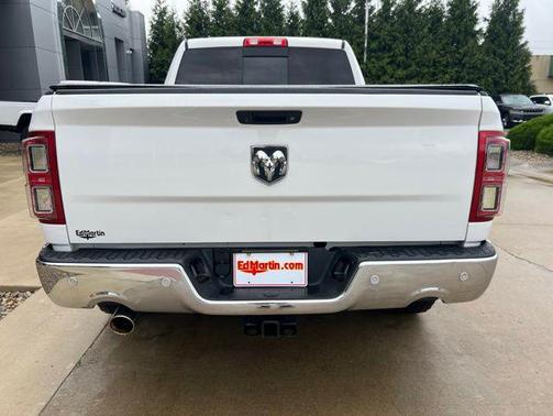 Bright White Clearcoat 2015 RAM 1500 Big Horn