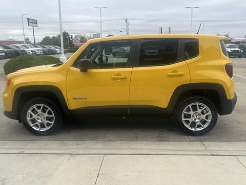 2023 Jeep Renegade Latitude