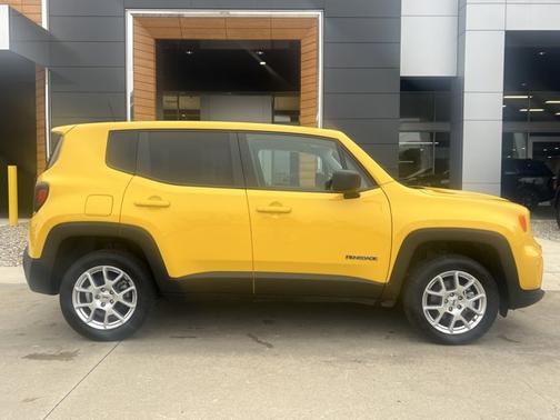 2023 Jeep Renegade Latitude