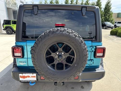 2024 Jeep Wrangler 4xe Willys