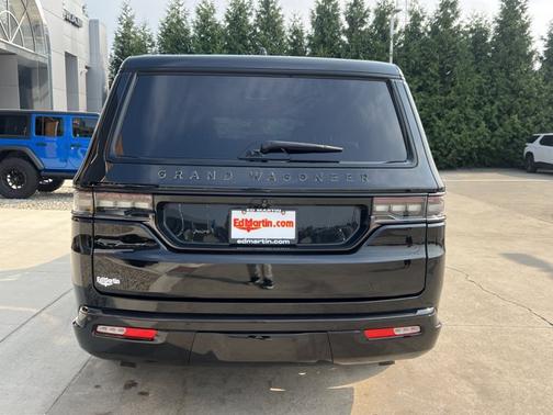 2025 Jeep Grand Wagoneer L Series III Obsidian