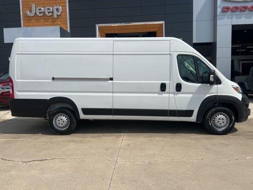 Bright White 2025 RAM ProMaster 3500 High Roof
