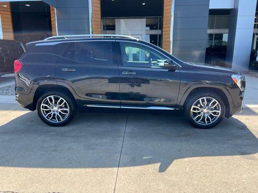 Ebony Twilight Metallic 2024 GMC Terrain Denali
