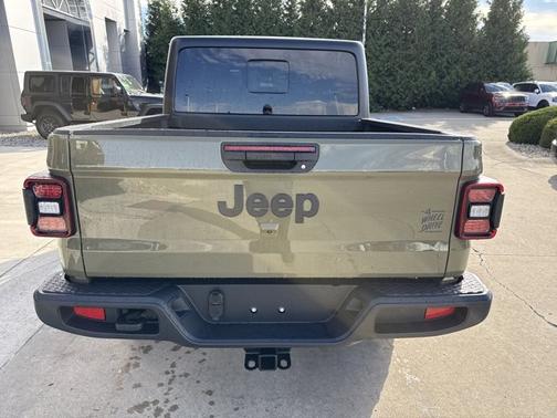 2026 Jeep Gladiator Willys