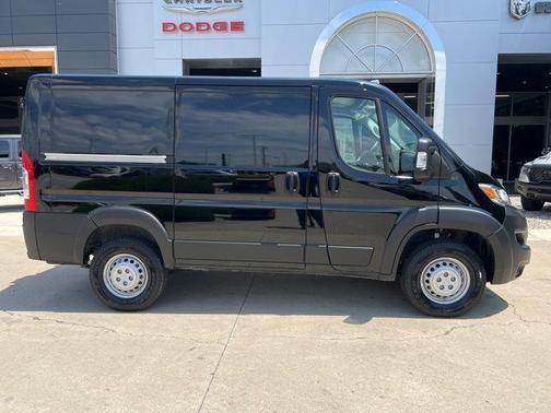 Black Clearcoat 2025 RAM ProMaster 1500 Low Roof