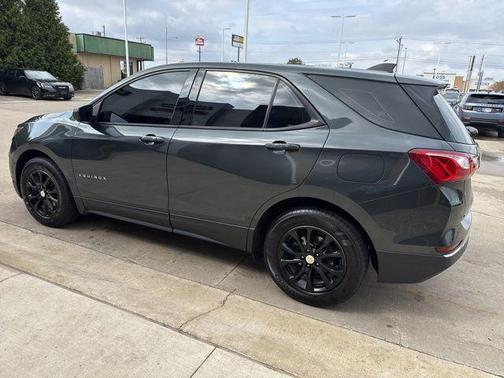 Nightfall Gray Metallic 2018 Chevrolet Equinox LS