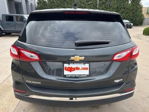 Nightfall Gray Metallic 2018 Chevrolet Equinox LS