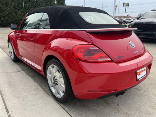 2016 Volkswagen Beetle 1.8T SEL