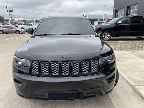2017 Jeep Grand Cherokee Altitude