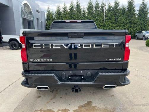 Black 2019 Chevrolet Silverado 1500 Custom