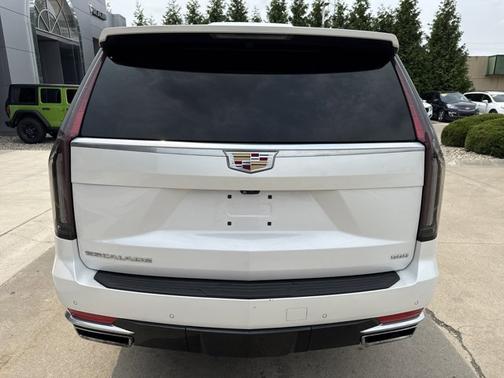 2021 Cadillac Escalade Premium Luxury