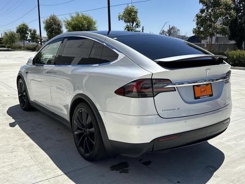 2018 Tesla Model X 75D