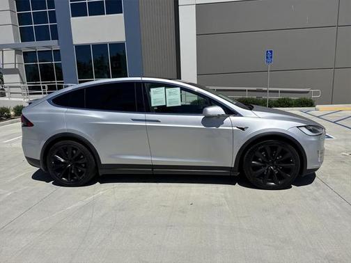 2018 Tesla Model X 75D
