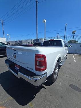 2021 RAM 3500 Laramie Crew Cab 4x4 8' Box