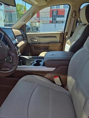 2021 RAM 3500 Laramie Crew Cab 4x4 8' Box