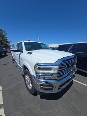2021 RAM 3500 Laramie Crew Cab 4x4 8' Box