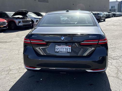 2025 BMW 530 xDrive