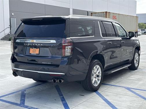 2023 Chevrolet Suburban Premier