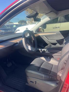 2024 Tesla Model Y Long Range Dual Motor All-Wheel Drive