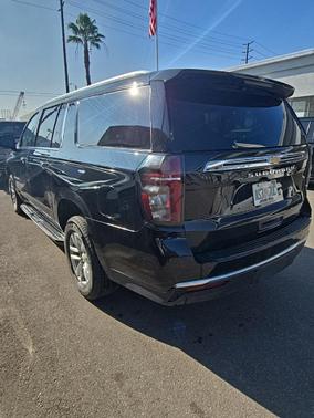 2024 Chevrolet Suburban LT