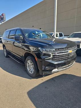 2024 Chevrolet Suburban LT