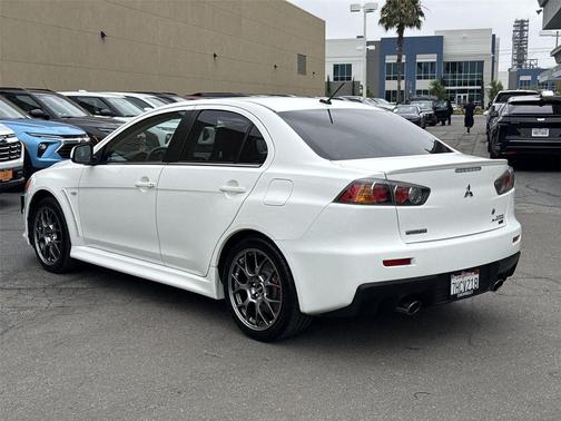 Wicked White Metallic 2014 Mitsubishi Lancer Evolution MR