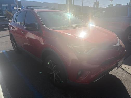 2017 Toyota RAV4 SE