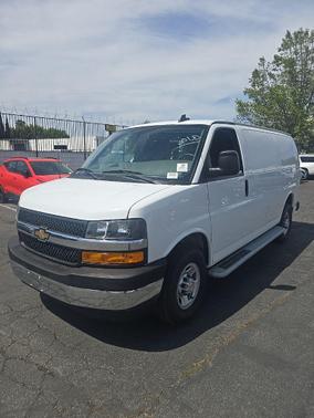 Summit White 2024 Chevrolet Express 2500 RWD 2500 Regular Wheelbase WT