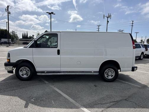 2024 Chevrolet Express 2500 RWD 2500 Regular Wheelbase WT