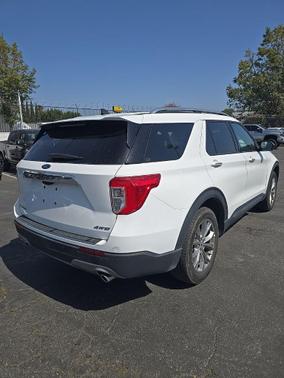 OXFORD WHITE 2023 Ford Explorer Limited