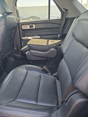OXFORD WHITE 2023 Ford Explorer Limited