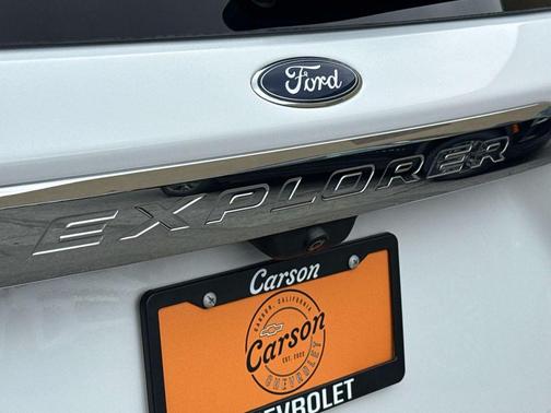 OXFORD WHITE 2023 Ford Explorer Limited